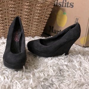 Unlisted Platform Heel